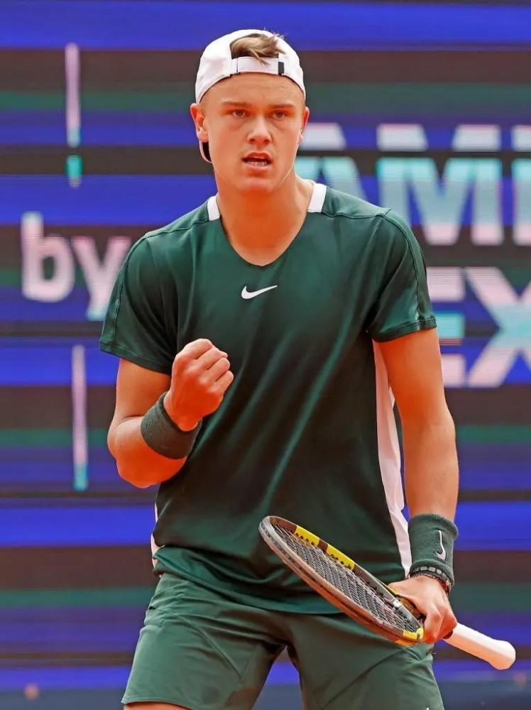 一直以来被 一直以来被